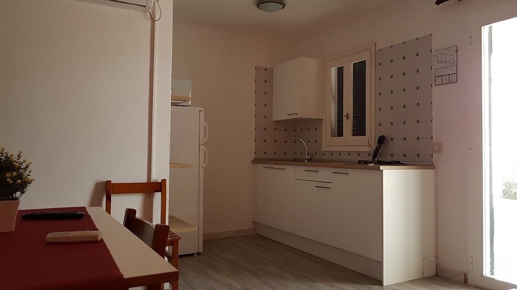 Apartaments California Cala'N Blanes  Exterior photo