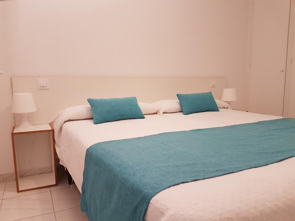 Apartaments California Cala'N Blanes  Exterior photo