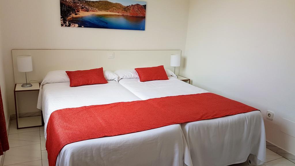 Apartaments California Cala'N Blanes  Exterior photo